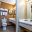 Grand Summit Hotel