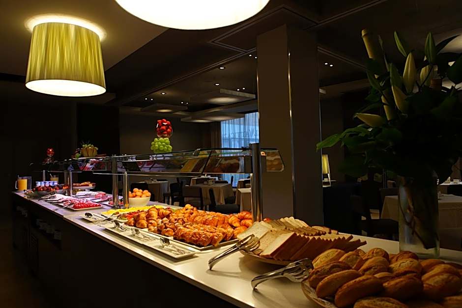 Attica 21 Barcelona Mar