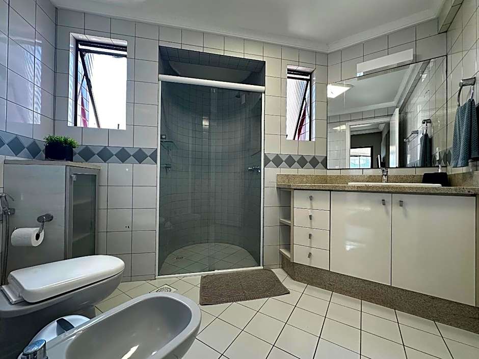 CT03- 2 Quartos| Vista Mar| Tela Proteção| Churras