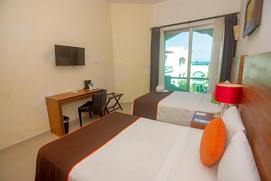 Playa Caracol Hotel & Spa