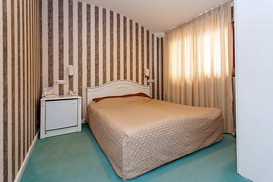 Kopala Tskneti Hotel