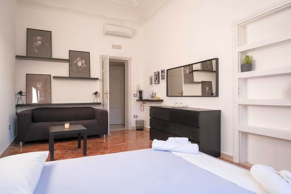 "Dal Commediante Apartment" Terrace in Historic Center