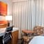 Sonesta Hotel Grand Rapids Airport