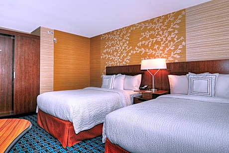 Guest Room with Two Double Beds