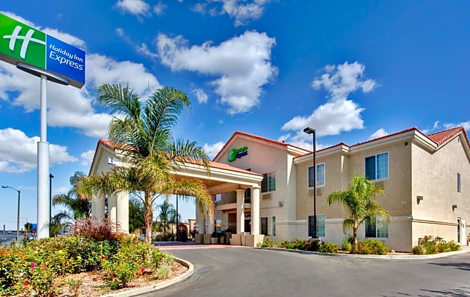 Holiday Inn Express Delano Highway 99