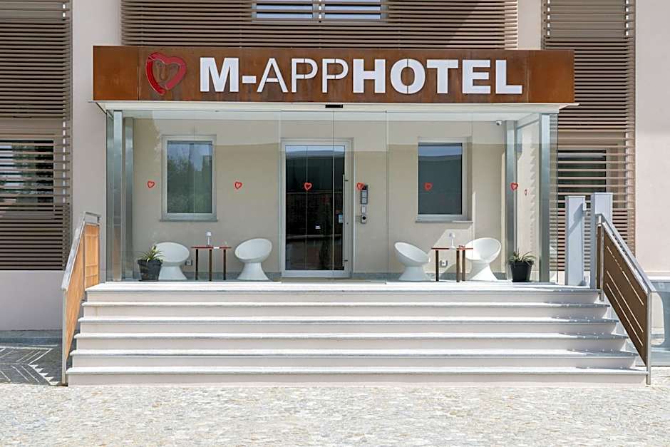 M-APPHOTEL