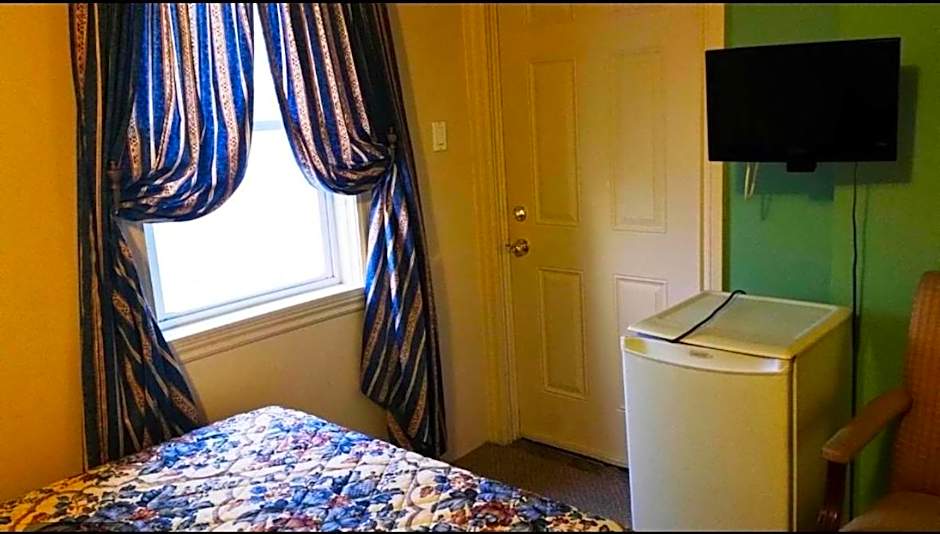 A Voyageur's Guest House