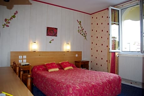 Double Room with 1 Double Bed