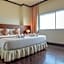 Arawan Riverside Hotel