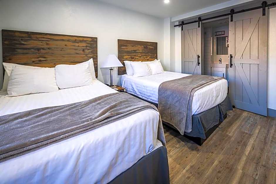 Hotel Nevada & Gambling Hall