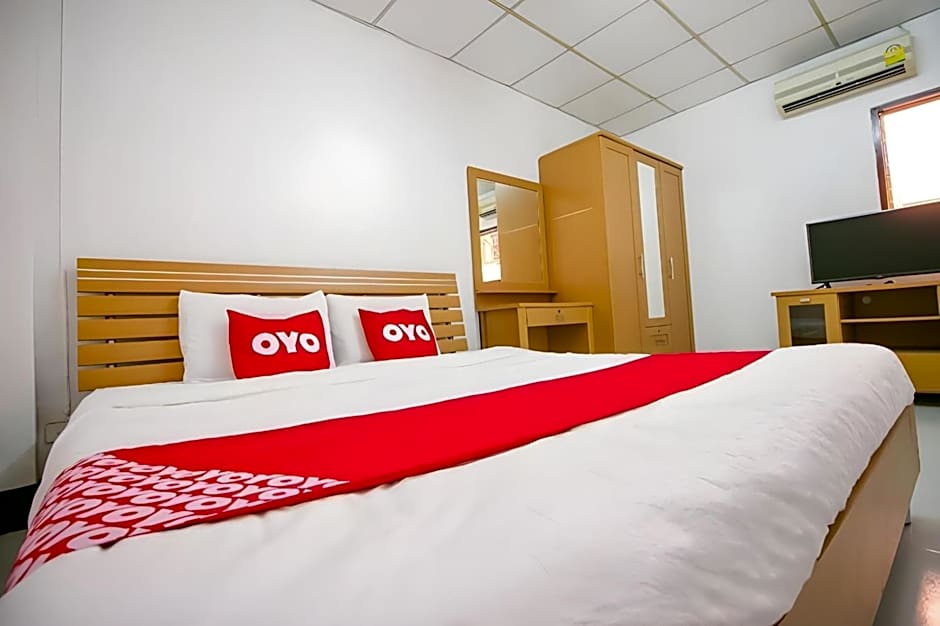 OYO 525 MRT Phetkasem 48-1 Place