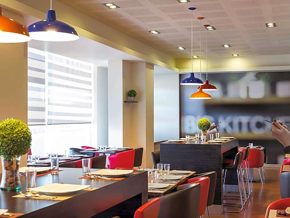 Ibis Juarez Consulado