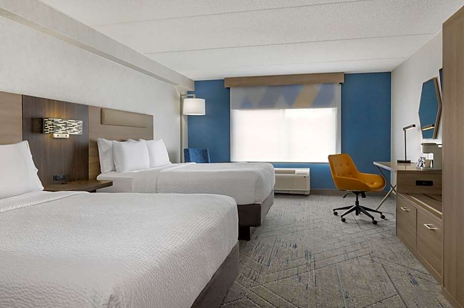Holiday Inn Express & Suites Ottawa East-Orleans By IHG
