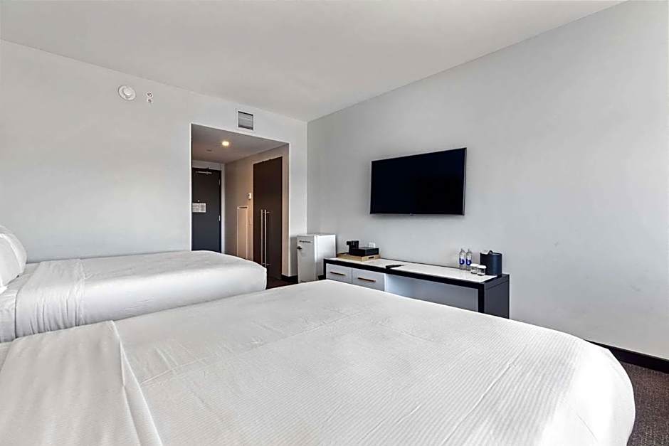 The Rose Hotel Chicago O'Hare, Tapestry Collection by Hilton