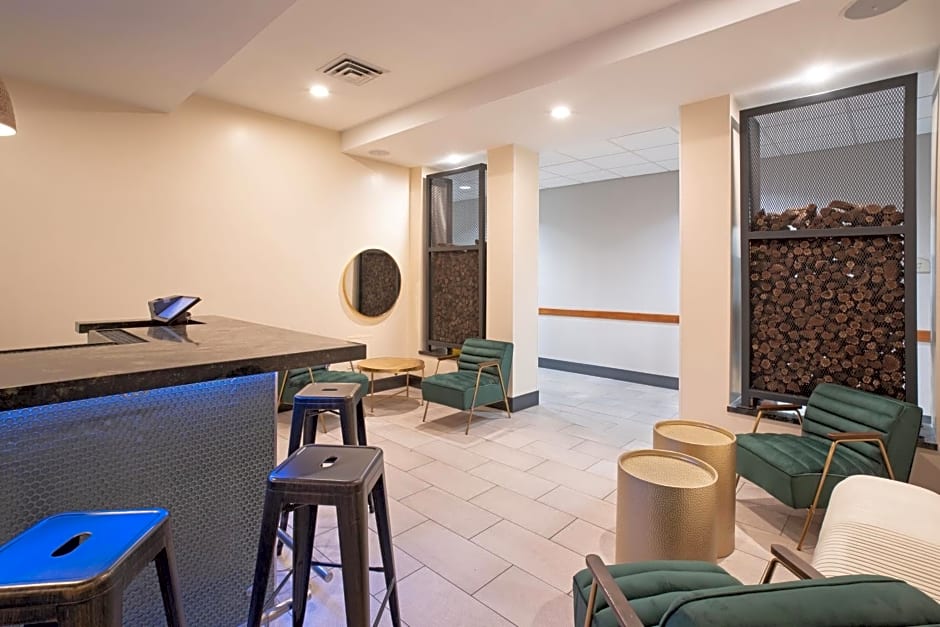 Holiday Inn & Suites Goodyear - West Phoenix Area By IHG