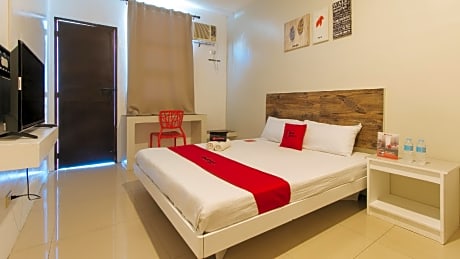 RedDoorz @ Golite Washington