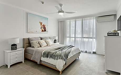 One-Bedroom Apartment - Oceanfront