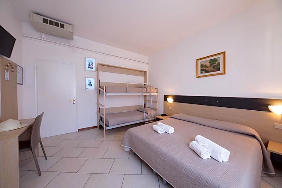 Hotel Madison