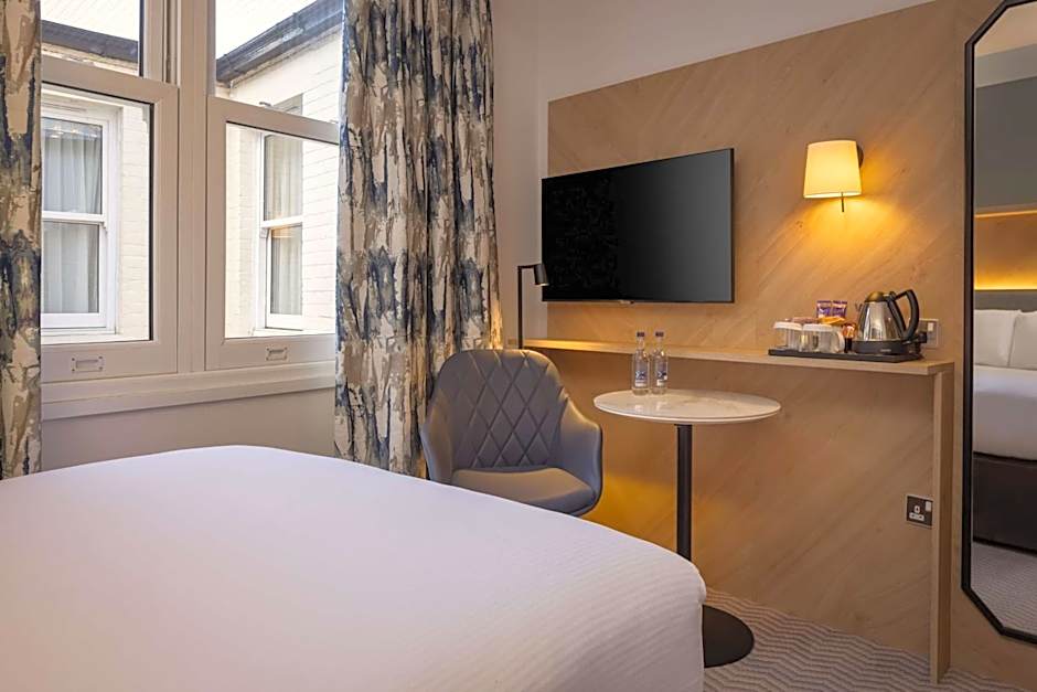Photo 1 of 5 of Compact Double Room
