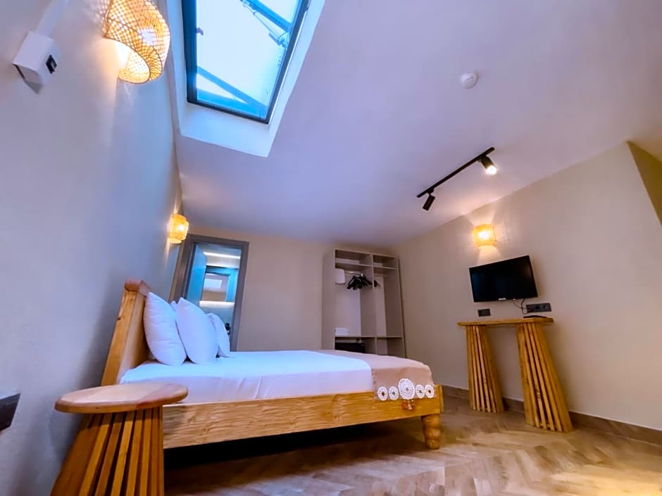 Trina Talles Hotel Alacati - Luxury Desing