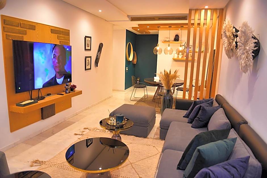 Appartement de prestige climatisé à l'hivernage 400m de la Gare