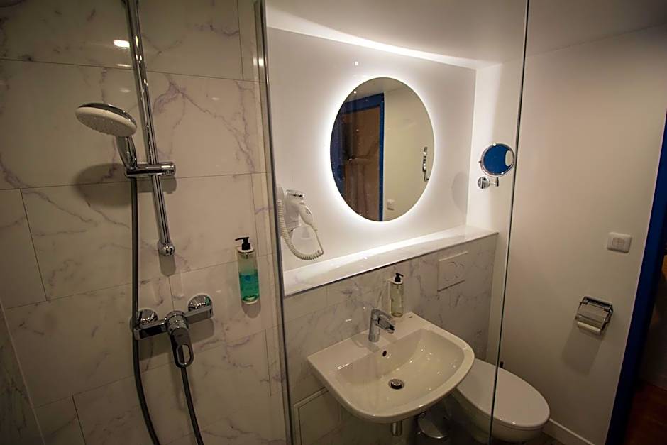 Hotel RBX - Roubaix Centre