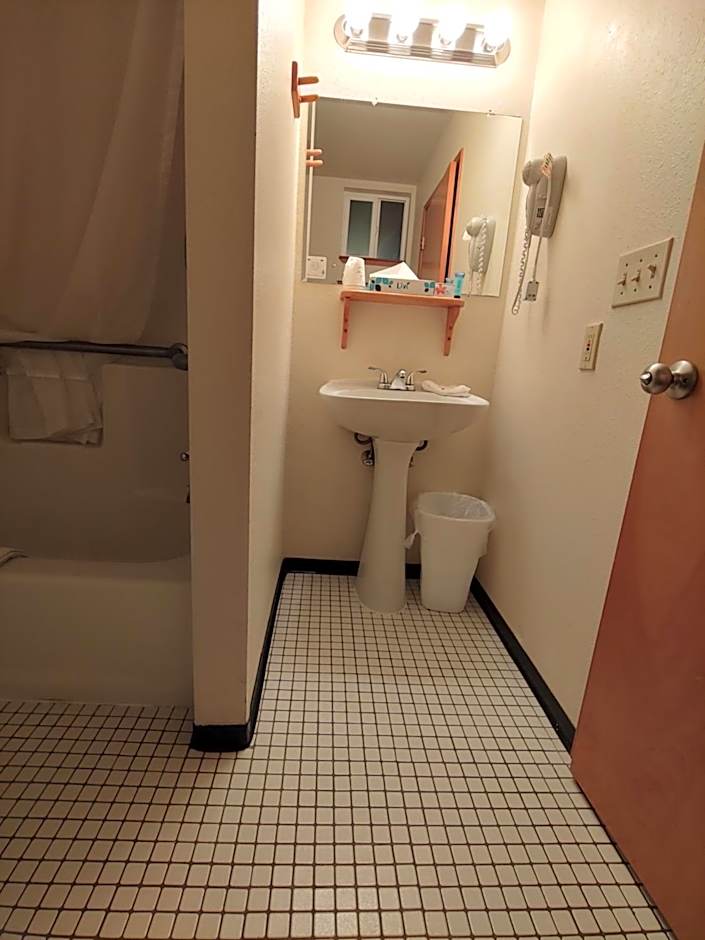 The Dublin House Motel