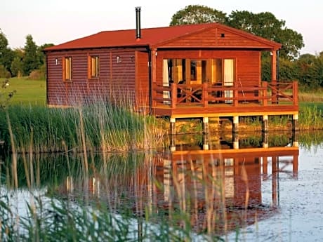 Lakeside Fishing Lodges