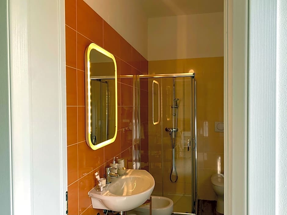 The Green Gate - Airport Guest House