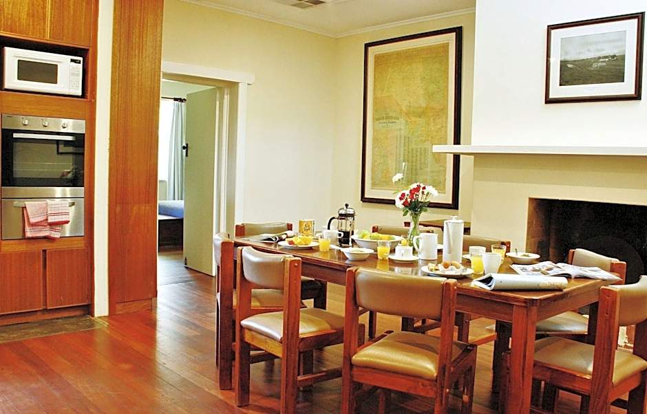 Bungaree Station Bed And Breakfast