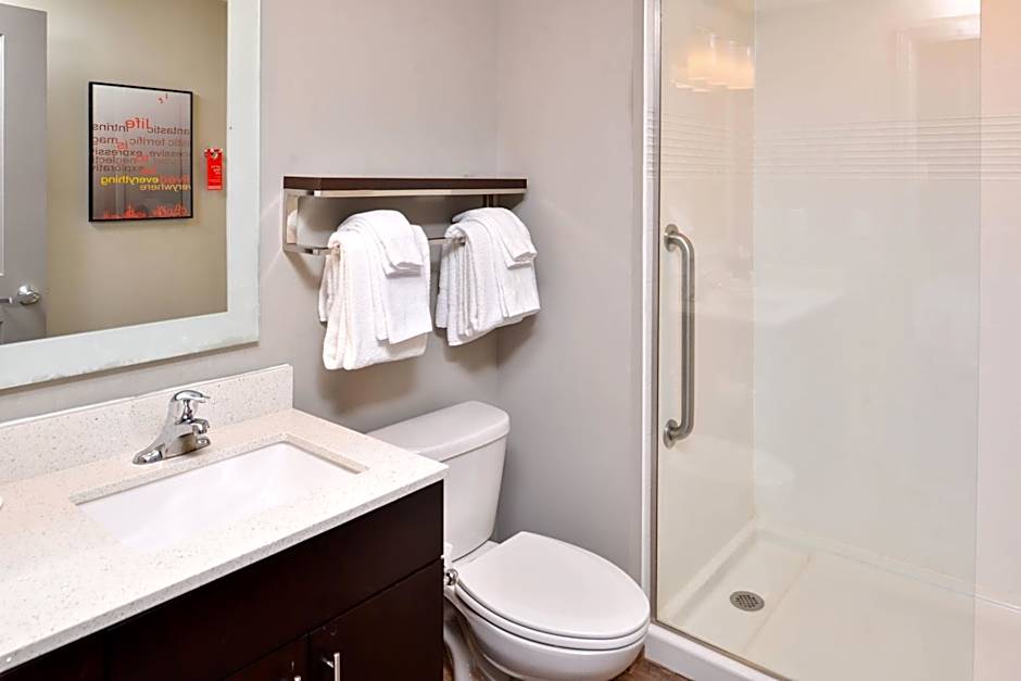 TownePlace Suites by Marriott Laplace