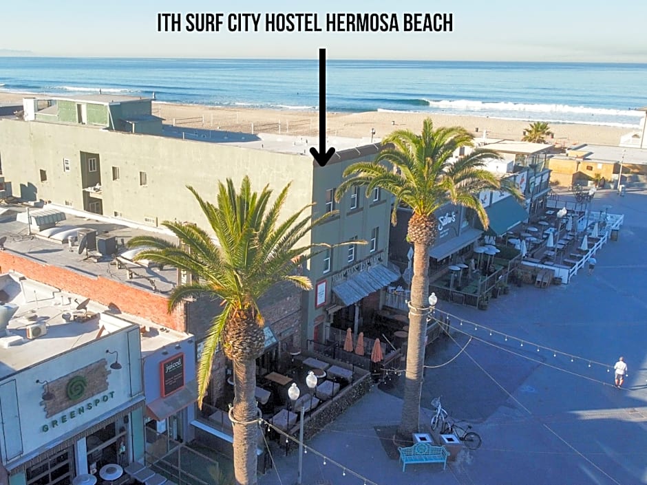 ITH Hermosa Beach Surf Hostel LAX