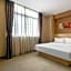 Kaiping Sanbu Junying Hotel