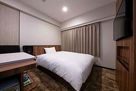 Double Room with Small Double Bed - Smoking