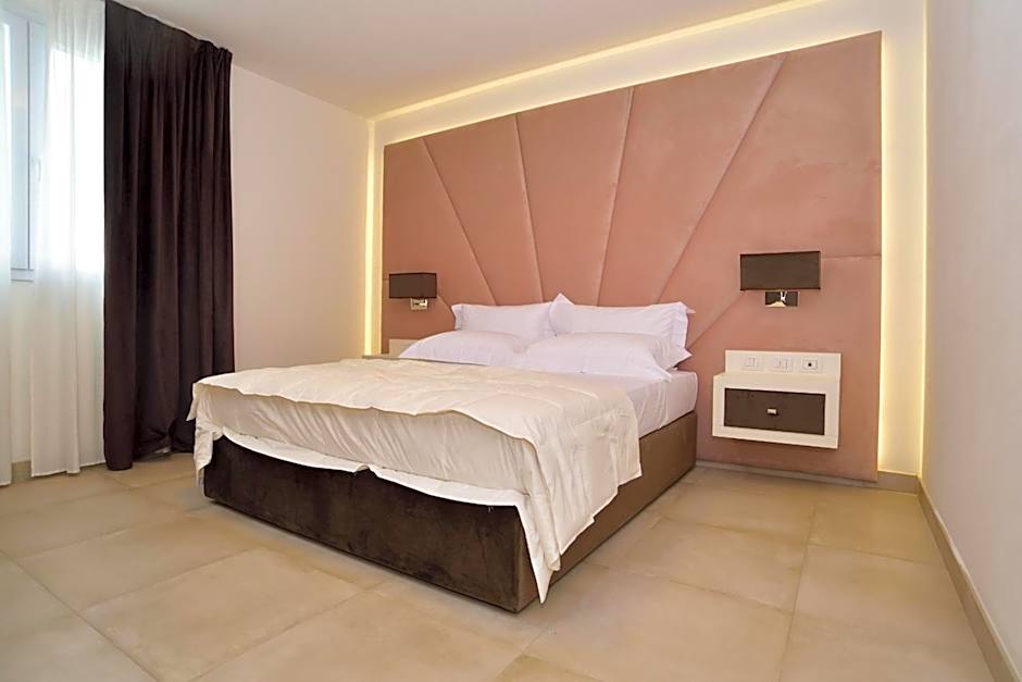 M2 Hotel