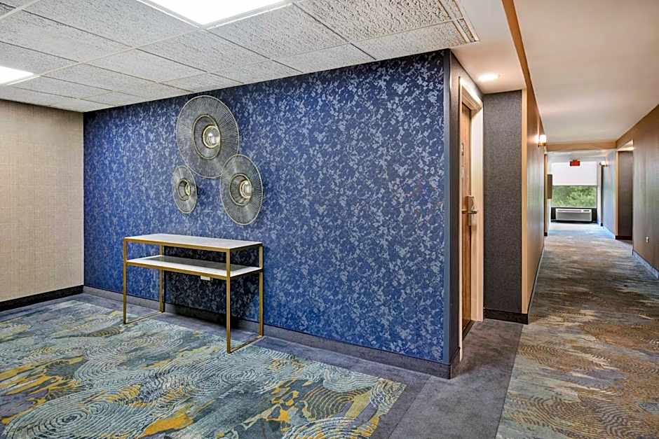 Hampton Inn By Hilton Birmingham-Colonnade 280