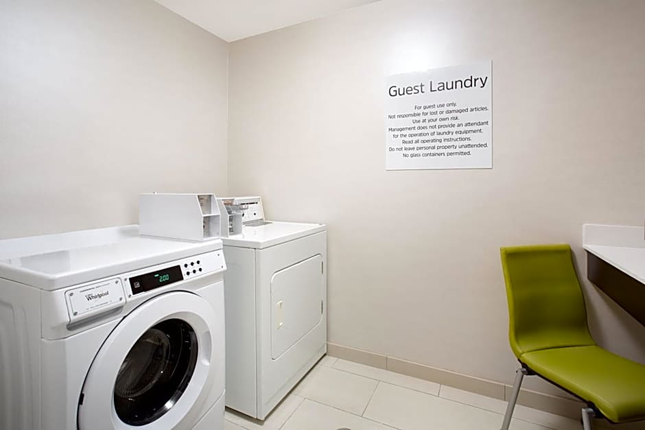 Holiday Inn Express and Suites Lincoln City By IHG