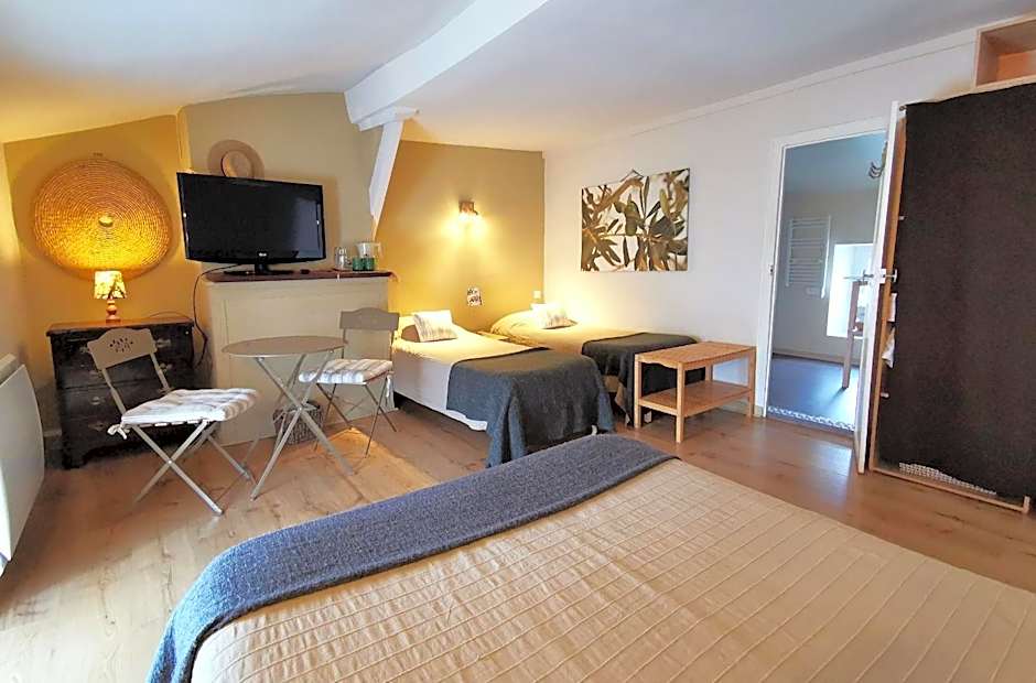 Logis Hotel Restaurant LA BARGUILLERE