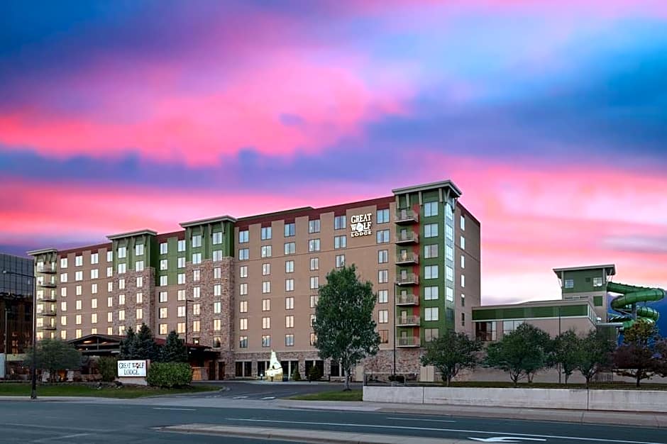 GREAT WOLF LODGE - BLOOMINGTON
