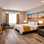 Days Inn & Suites by Wyndham Greater Tomball