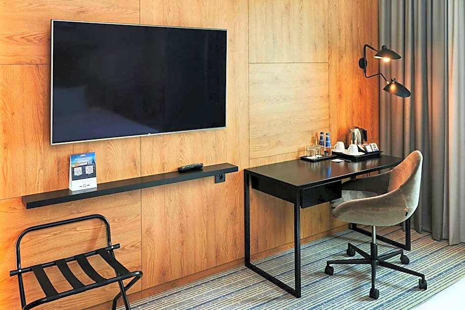 Courtyard by Marriott Warsaw Airport