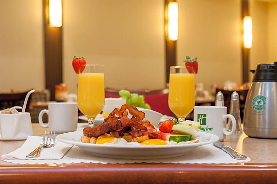 Holiday Inn Laval Montreal By IHG