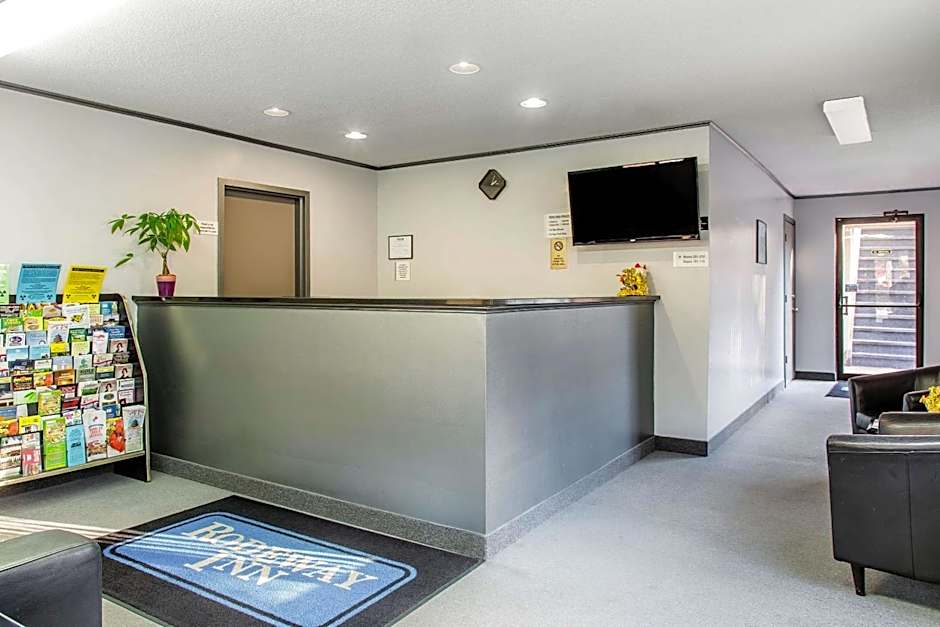 Rodeway Inn Groton - New London