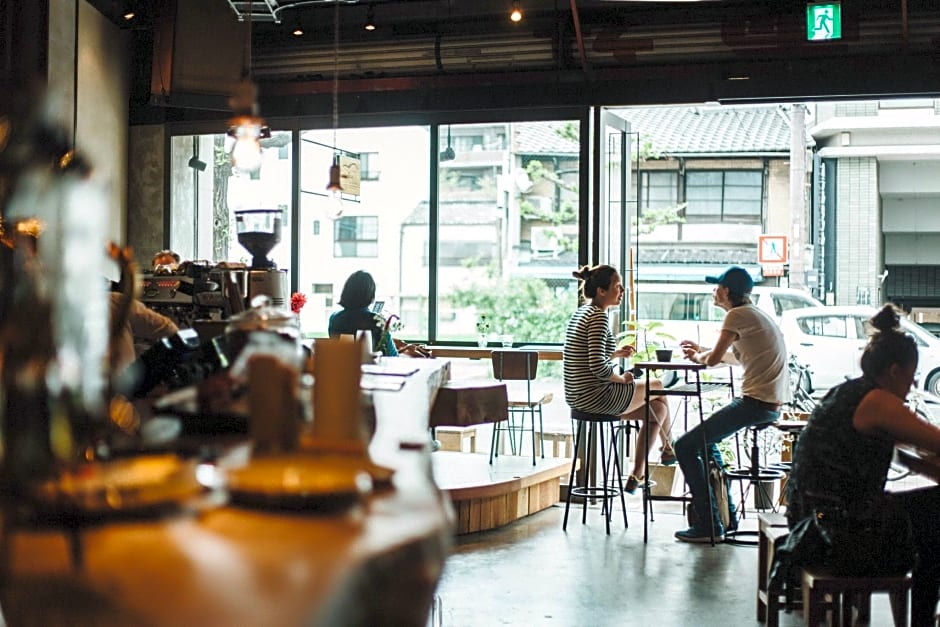 Len Kyoto Kawaramachi Hostel Cafe & Bar