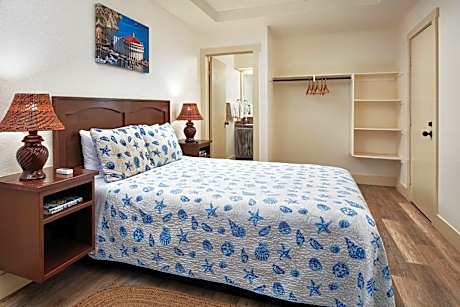 Queen Room with Sea View