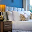 Mica Point City Centre Apartment