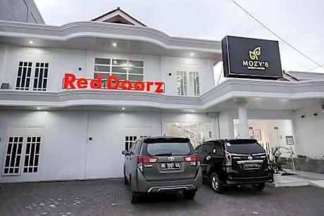 RedDoorz Plus Syariah near Museum Lampung