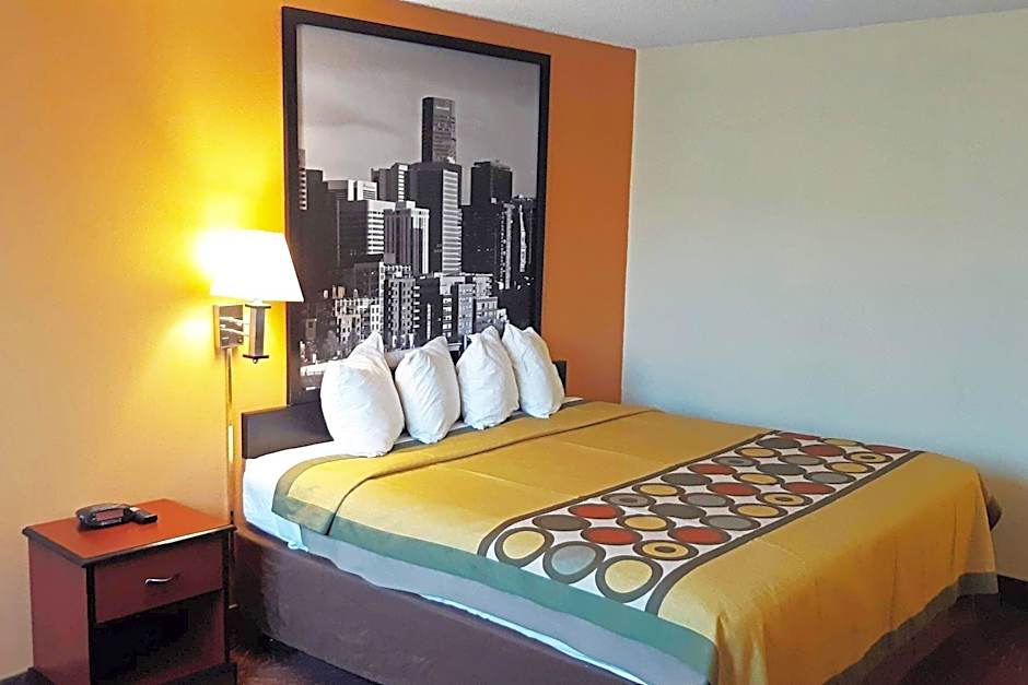 OYO Hotel Castle Rock CO Downtown