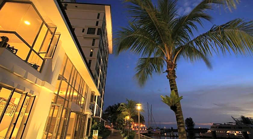 Avillion Admiral Cove Hotel