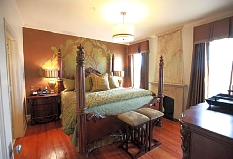 The Campbell Hotel